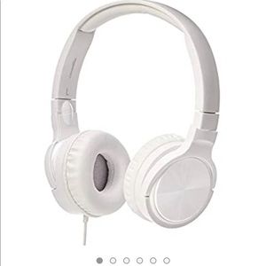 lightweight On-Ear wired headphones